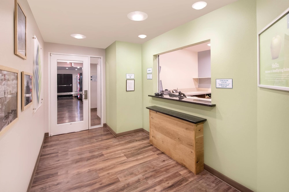 WoodSpring Suites Columbus near Fort Benning - photo 3