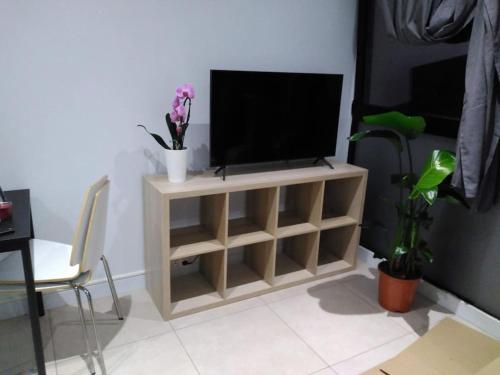 Studio de L’orchidee in Cachan, France