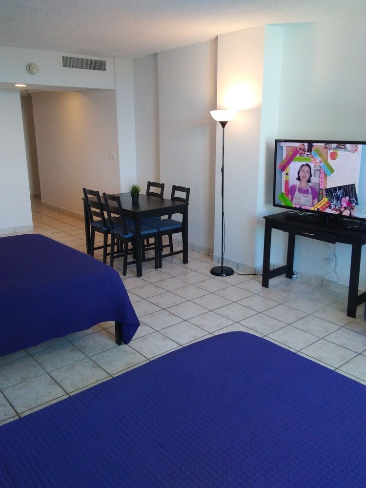 DW Oceanfront Resort - photo 16