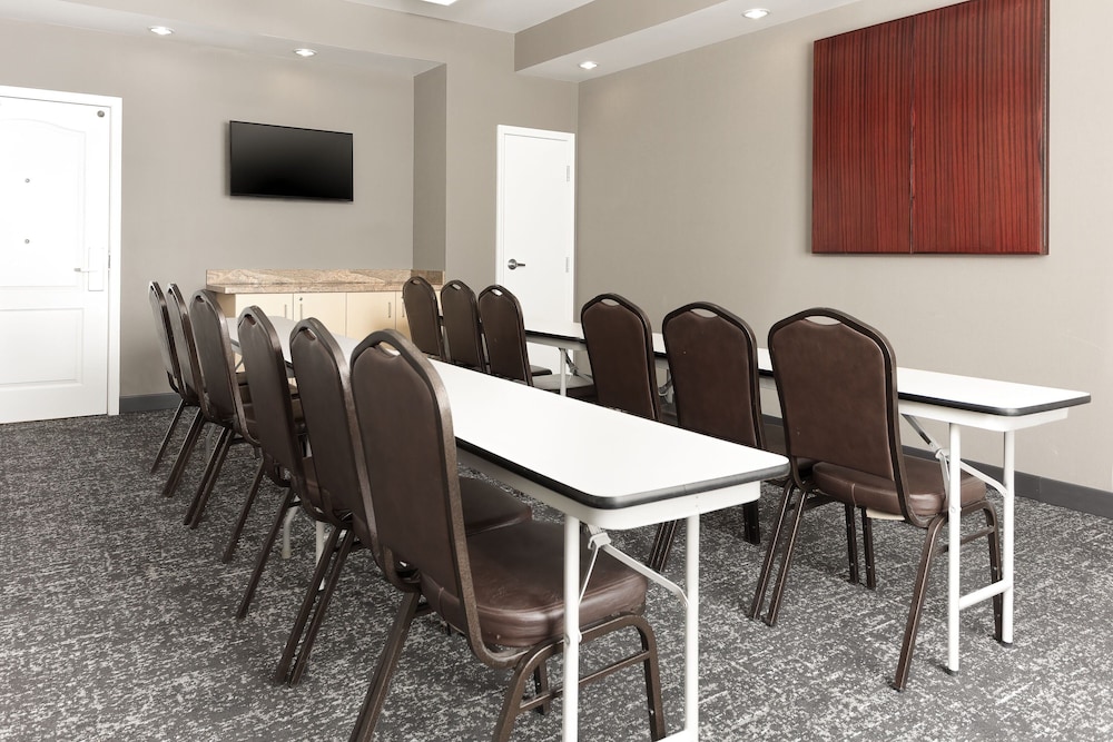 TownePlace Suites by Marriott Sacramento Roseville - photo 35