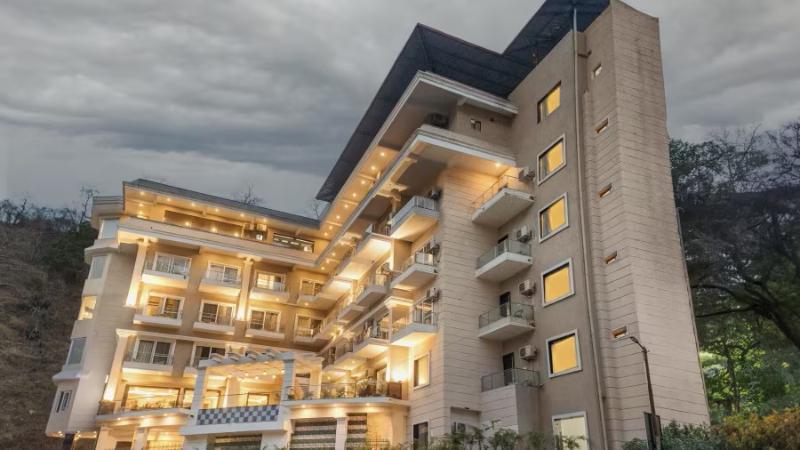 Stone Wood Hotel Rishikesh — Narendranagar