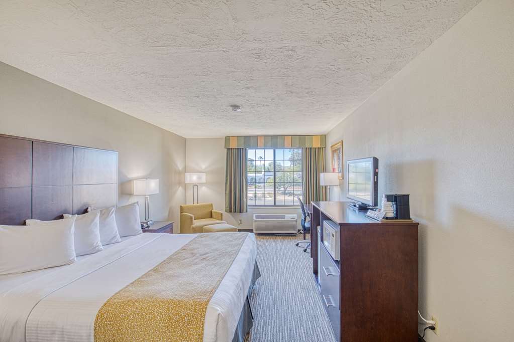 Best Western Green Valley Inn - photo 16