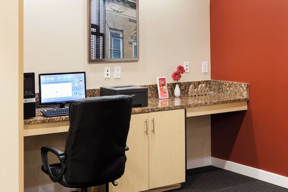 TownePlace Suites by Marriott Columbia Southeast Fort Jackson - photo 26