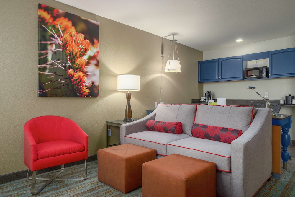 Hilton Garden Inn Phoenix Airport - photo 12