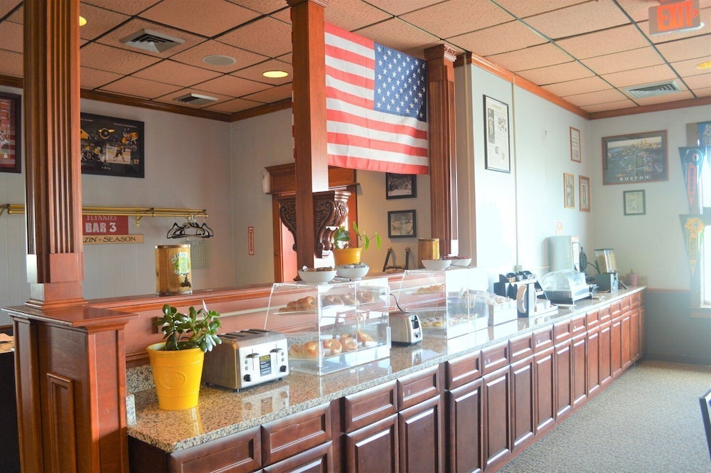 Falmouth Inn - photo 41
