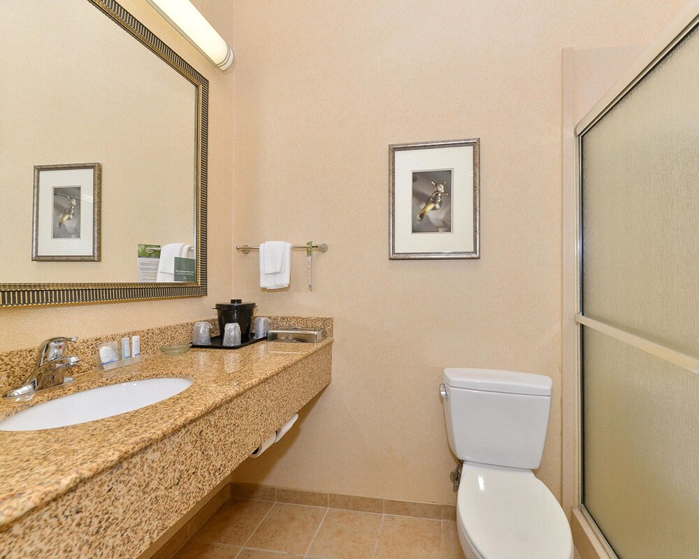 Sleep Inn & Suites Near Joint Base Andrews Washington Area - photo 32