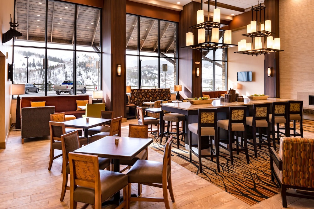 Hampton Inn & Suites Silverthorne - photo 5