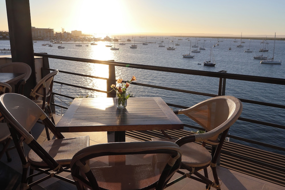 Seven Crown La Paz Malecon
