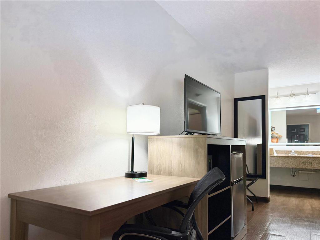 Quality Inn & Suites Greenville I 65 - photo 33