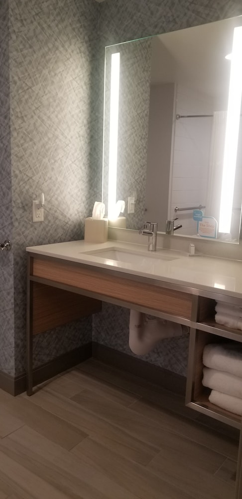 Hilton Garden Inn Colorado Springs Downtown - photo 82