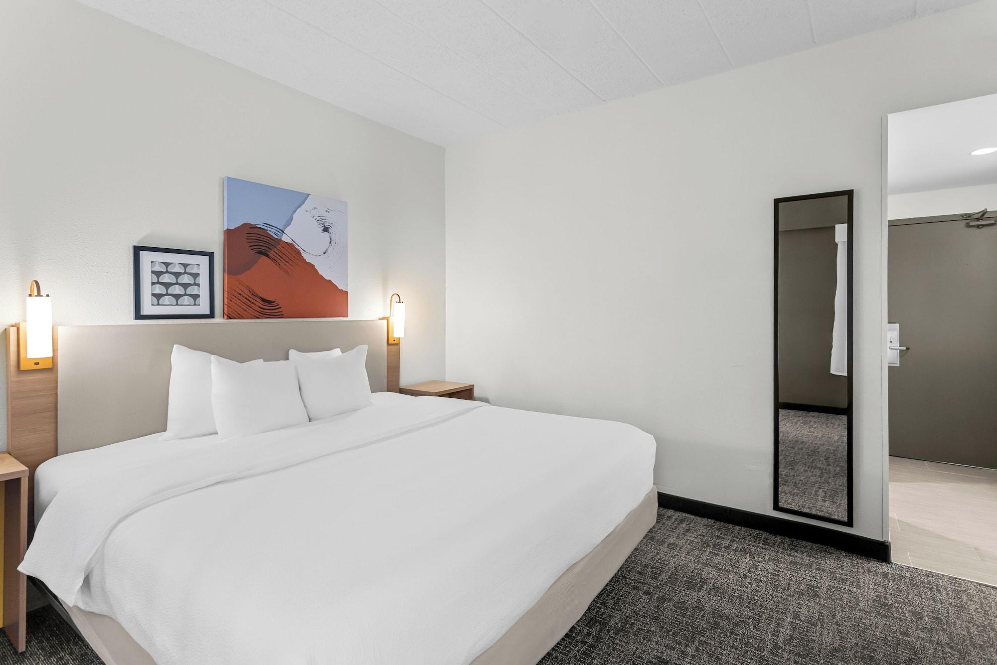 Spark by Hilton Des Plaines Chicago O'Hare - photo 28