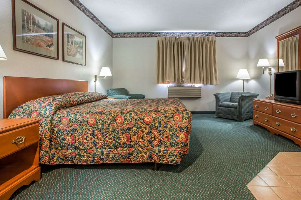 Rodeway Inn Bedford PA - photo 19