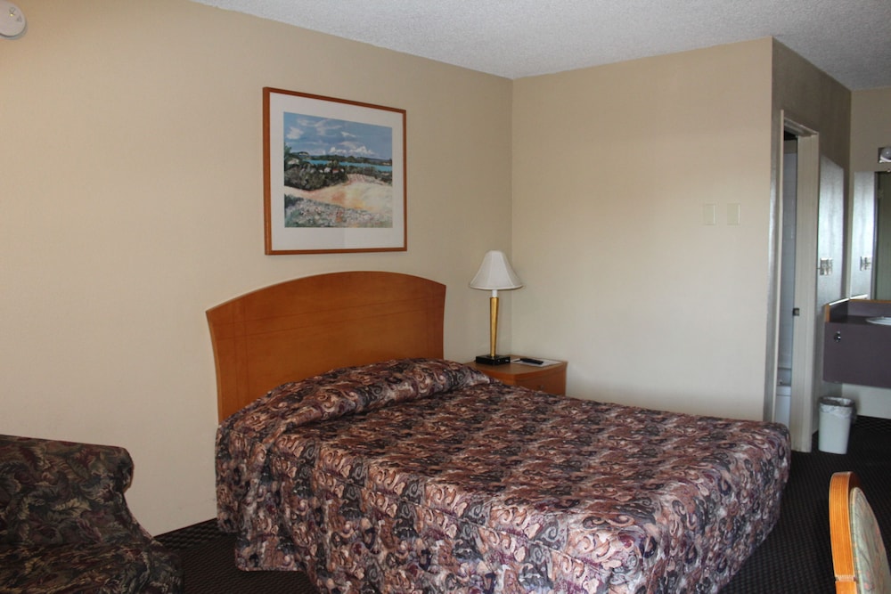 Cedars Inn Lewiston - photo 15