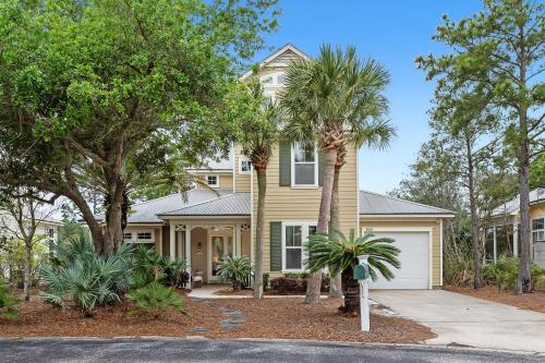 The Crow’s Nest in Unknown City, United States