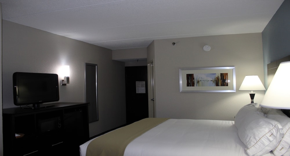 Holiday Inn Express Forsyth an IHG Hotel - photo 5