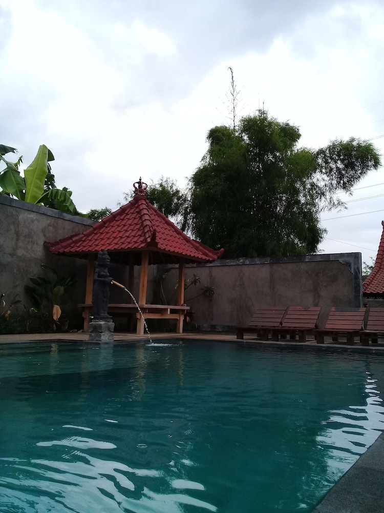 Eliska Sari Bungalows - last minute hotel in Bali