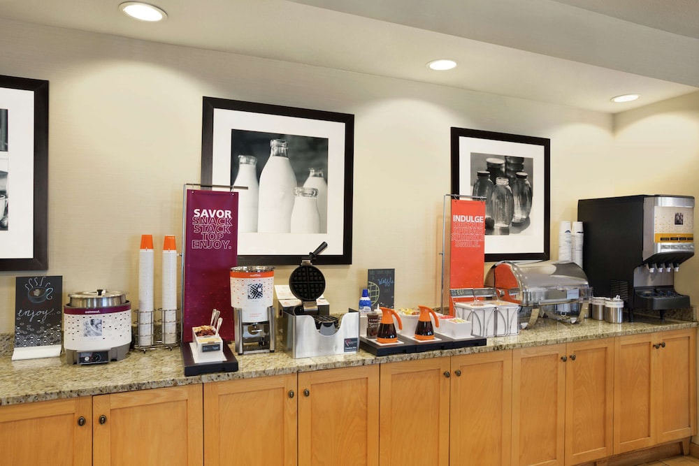 Hampton Inn Shawnee - photo 28