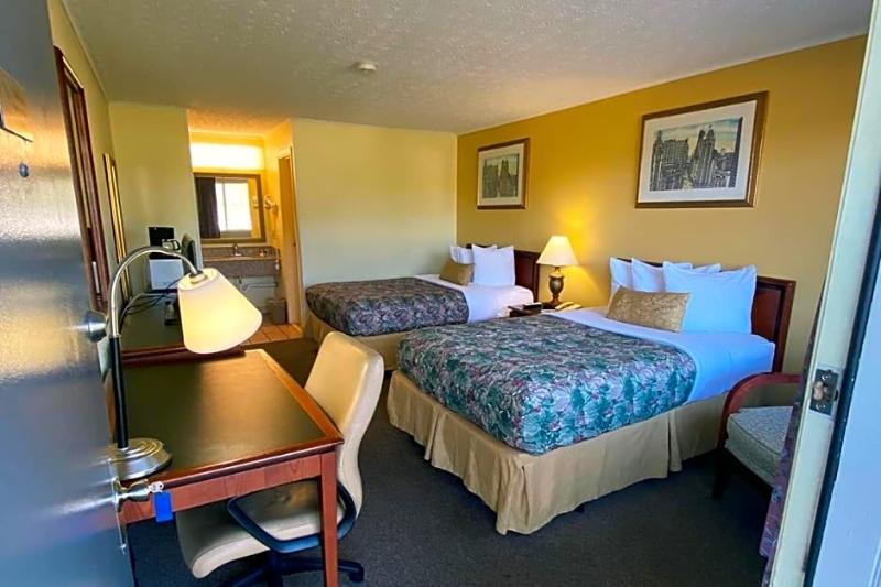 Lake Logan Inn - photo 7