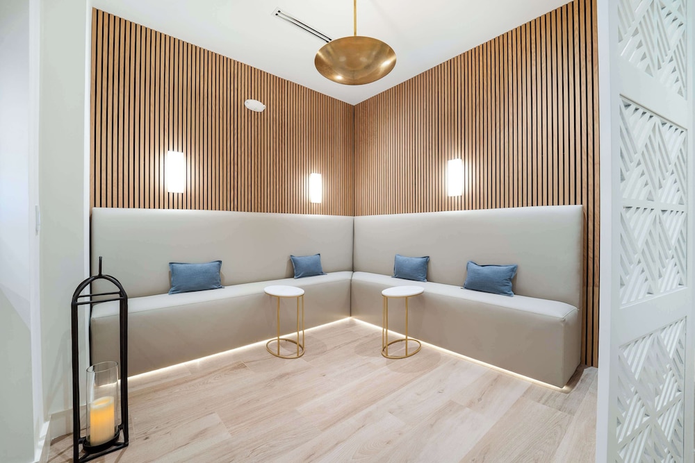 THesis Hotel Miami Coral Gables Curio Collection by Hilton - photo 35