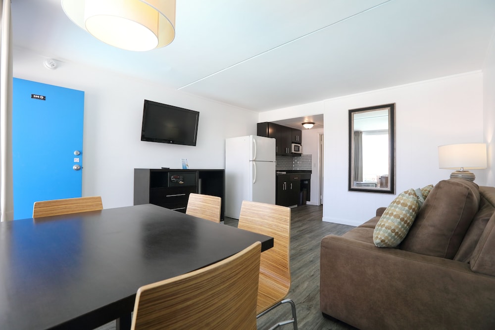 Olympic Island Beach Resort - photo 21