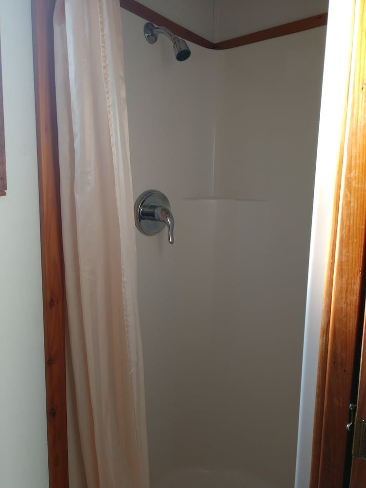 Empire Inn Motel - photo 2