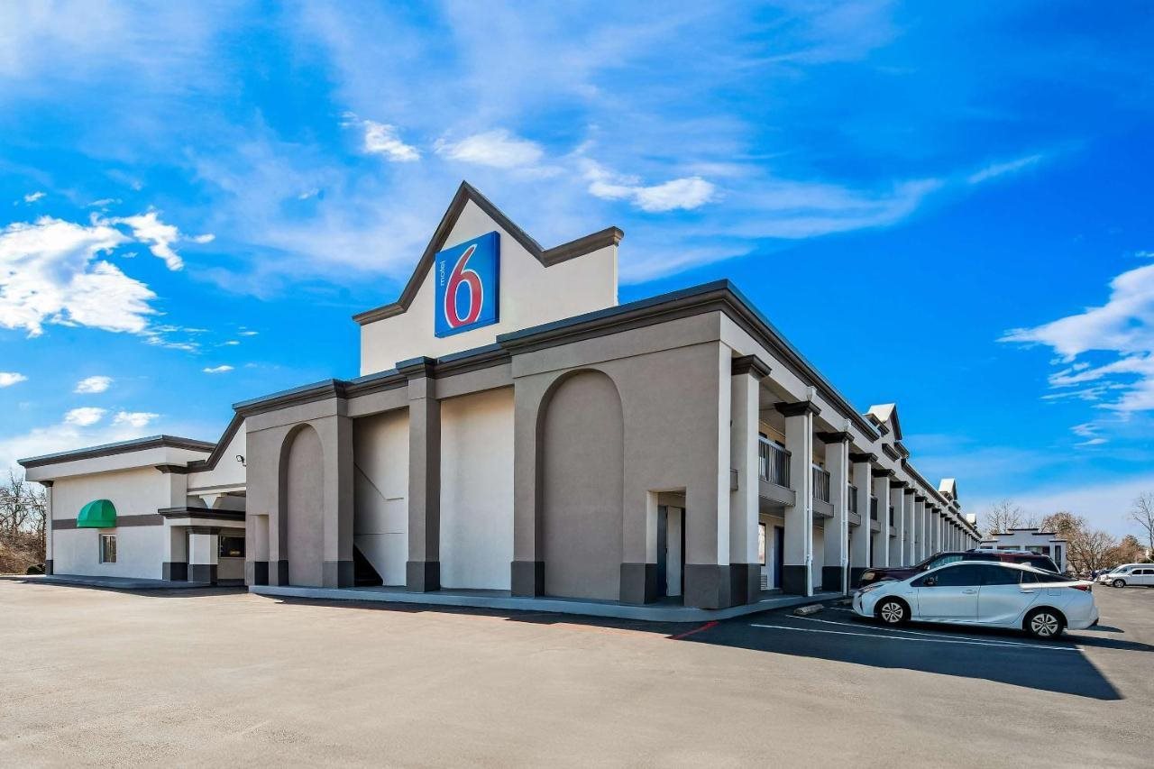 Motel6 Lester PA Philadelphia Airport - featured photo