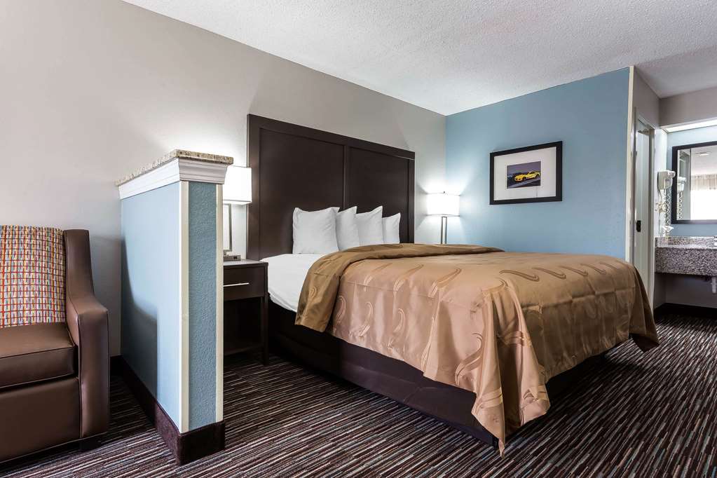 Quality Inn & Suites Mooresville Lake Norman - photo 22
