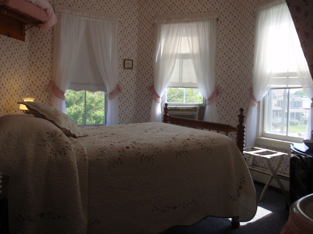 The Inn At The Shore - photo 40