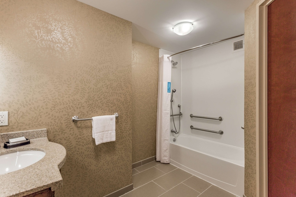 Hampton Inn Manhattan Grand Central - photo 32
