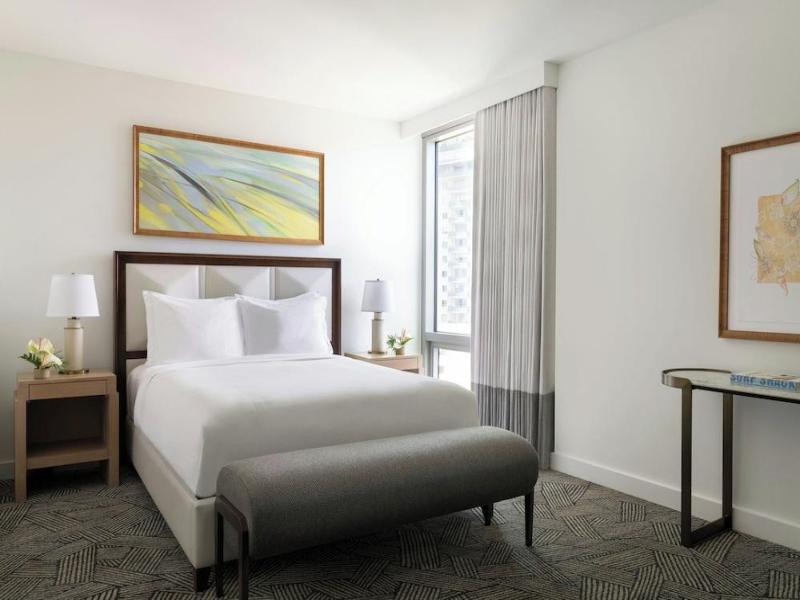 The Ritz Carlton Residences Waikiki Beach - photo 39