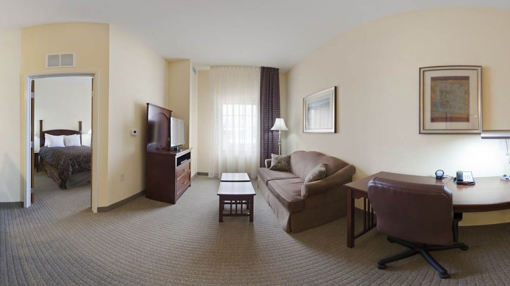 Staybridge Suites Elkhart North - photo 6