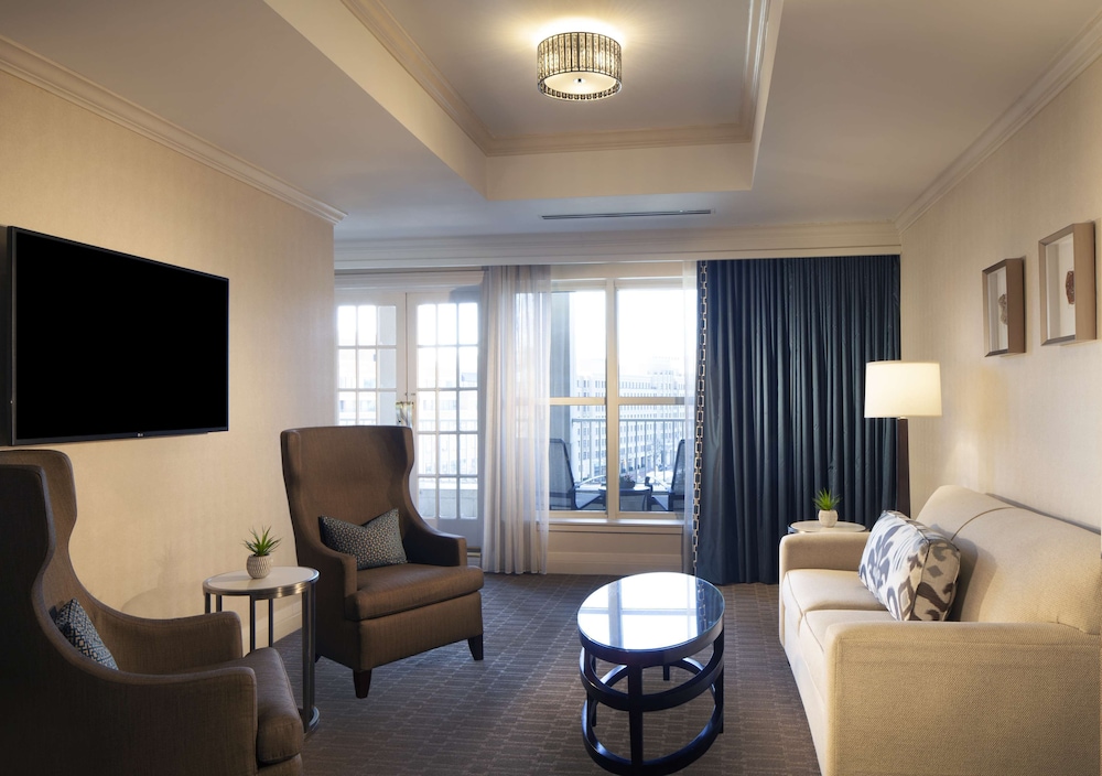 Hilton Alexandria Old Town - photo 35