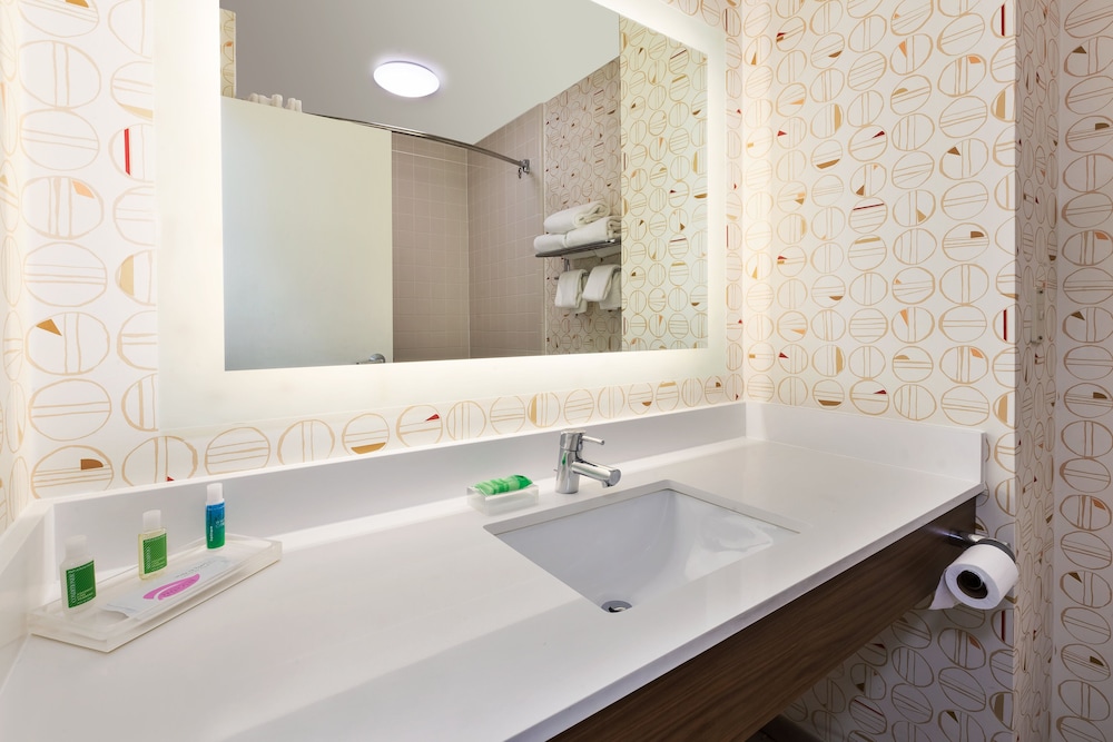 Holiday Inn Grand Rapids South by IHG - photo 15
