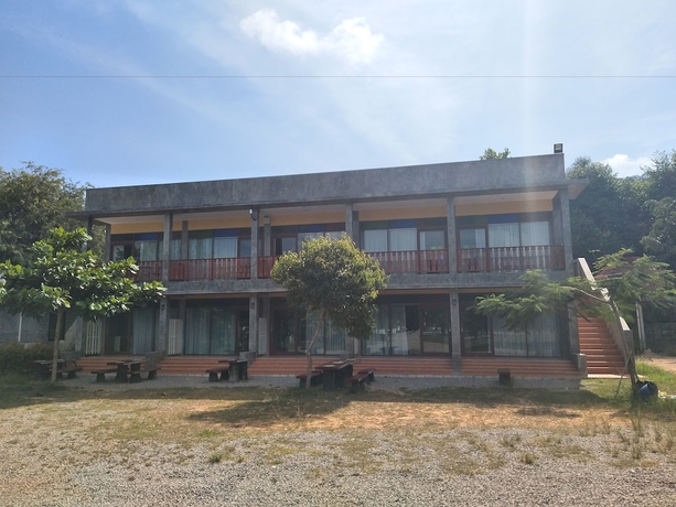 Sugar Palm Resort in Tha Mai, Thailand