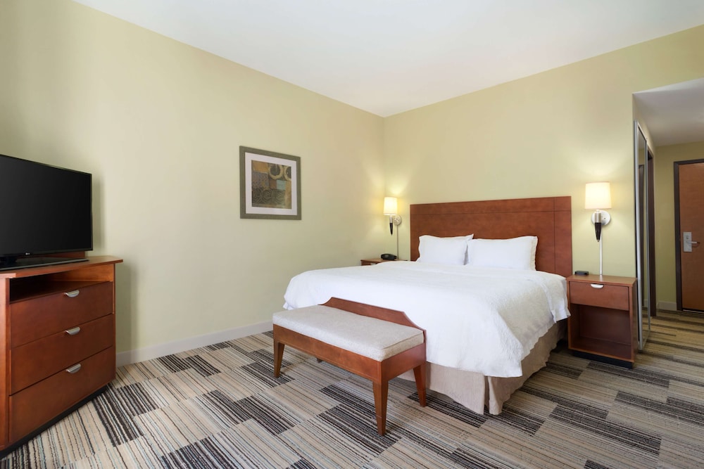 Hampton Inn & Suites Birmingham East Irondale - photo 16