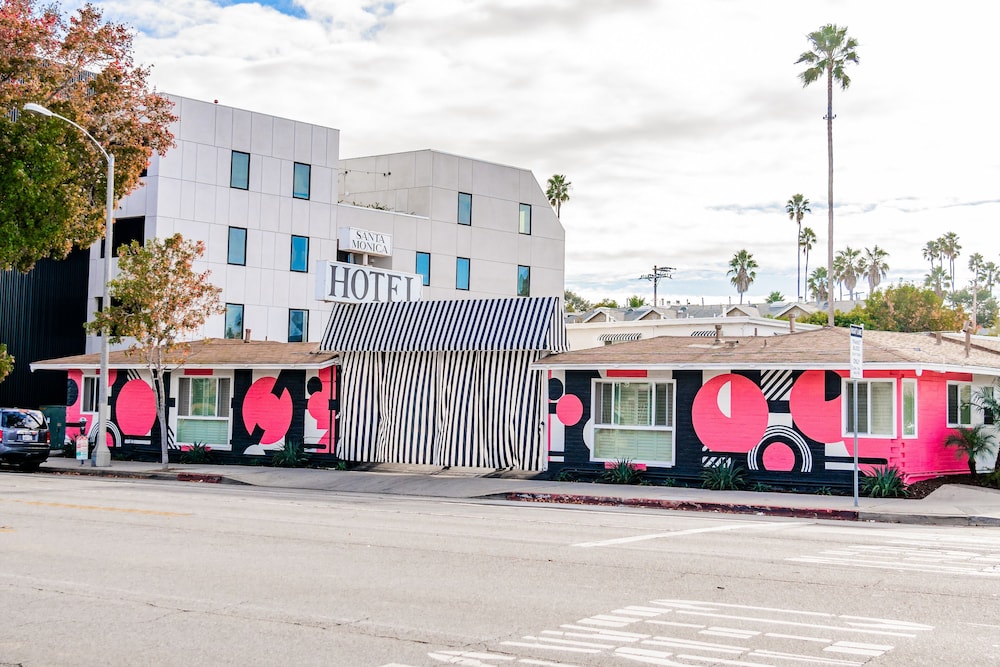 Santa Monica Hotel - photo 60