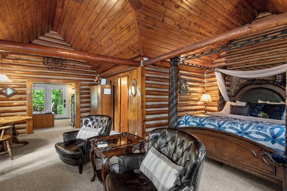Tall Pines Inn - photo 34