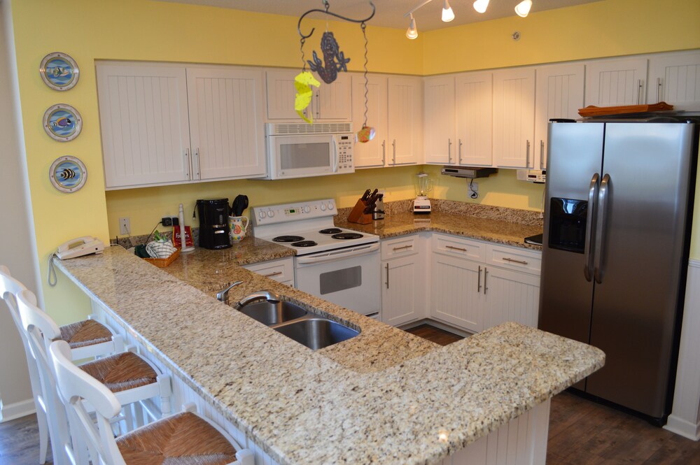 Pelican Beach Resort - photo 16