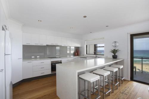 Beach Road — Mollymook — photo 4