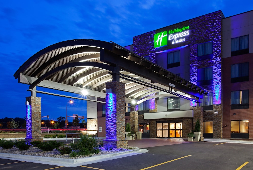 Holiday Inn Express & Suites Rochester Mayo Clinic Area an IHG Hotel - featured photo