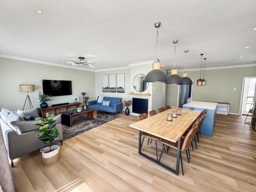 Exquisite Sea View Apartment — 4-Star Luxury Hotel in Swakopmund, Namibia