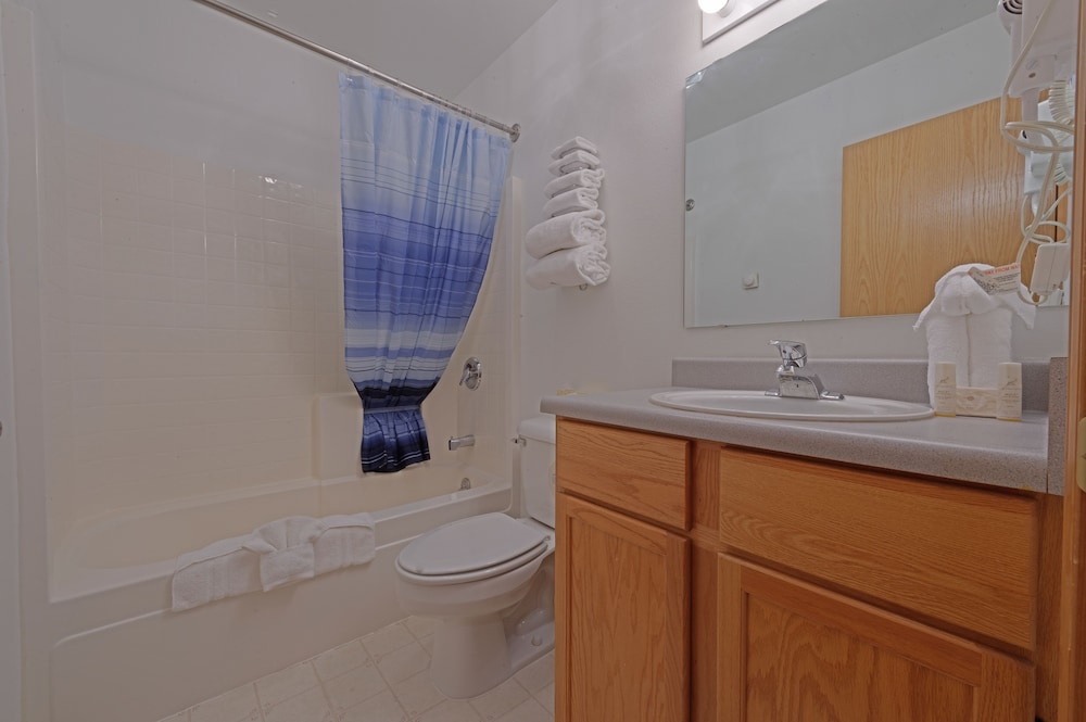 Frontier Suites Hotel in Juneau - photo 22