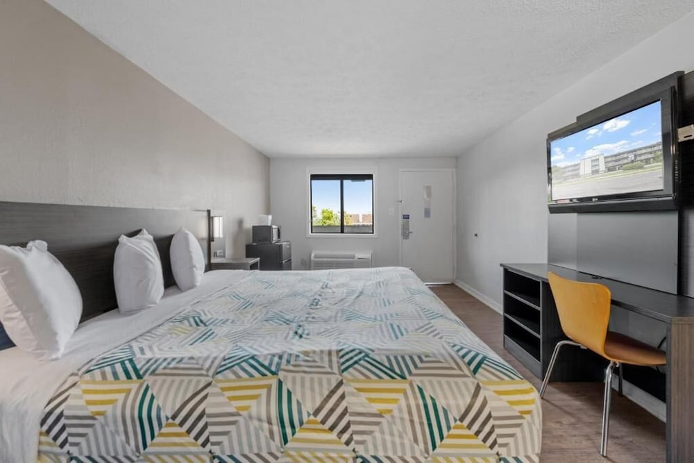 Budget Inn Norfolk VA Oceanview - photo 11