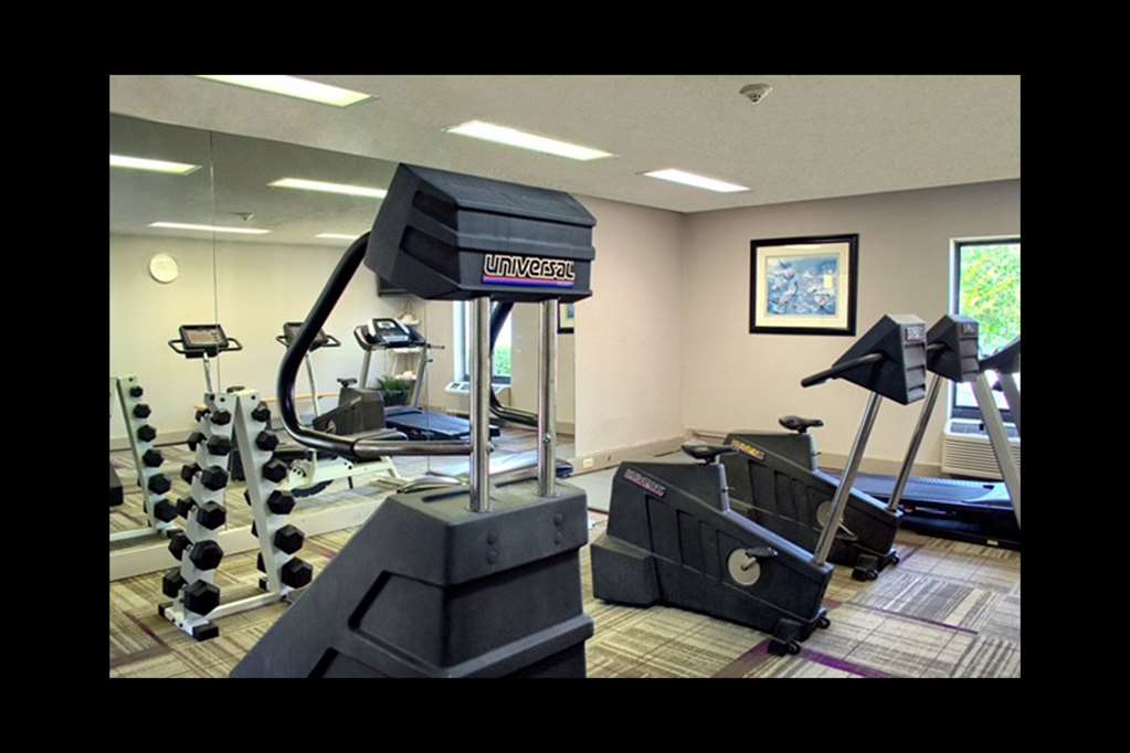 Quality Inn & Suites at Airport Blvd I 65 - photo 23