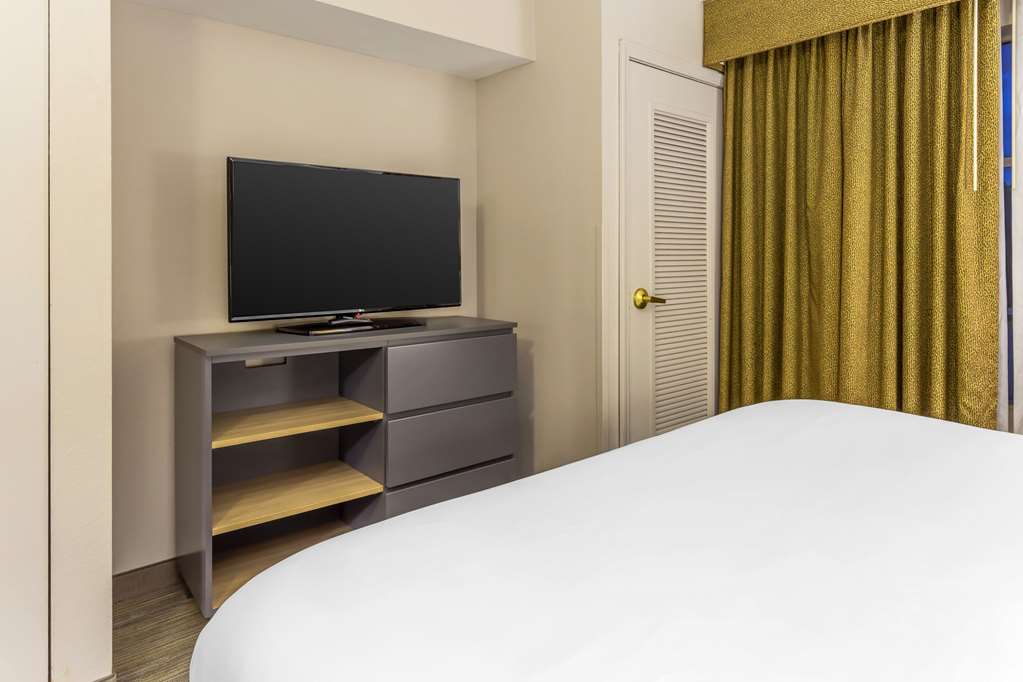 Country Inn & Suites by Radisson Newport News South VA - photo 18