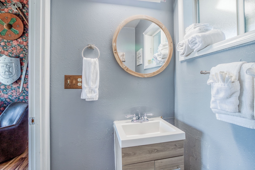 Moolack Shores Inn - photo 113