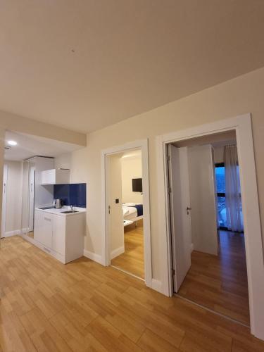 Apartment in Orbi City