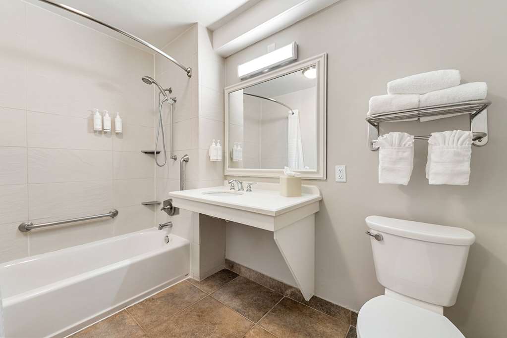Days Inn by Wyndham San Diego Hotel Circle - photo 67
