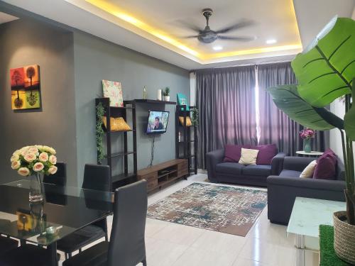 Casa Inderaloka Pantai Batu Buruk — 4-Star Luxury Hotel in Kuala Terengganu, Malaysia