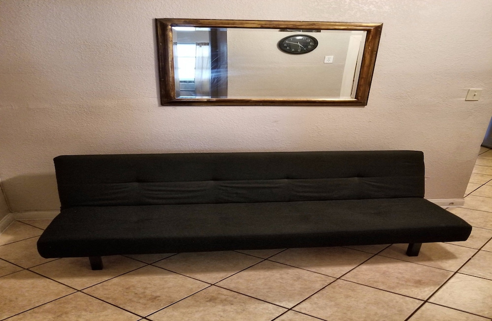 Monterey Inn Hotel - photo 20